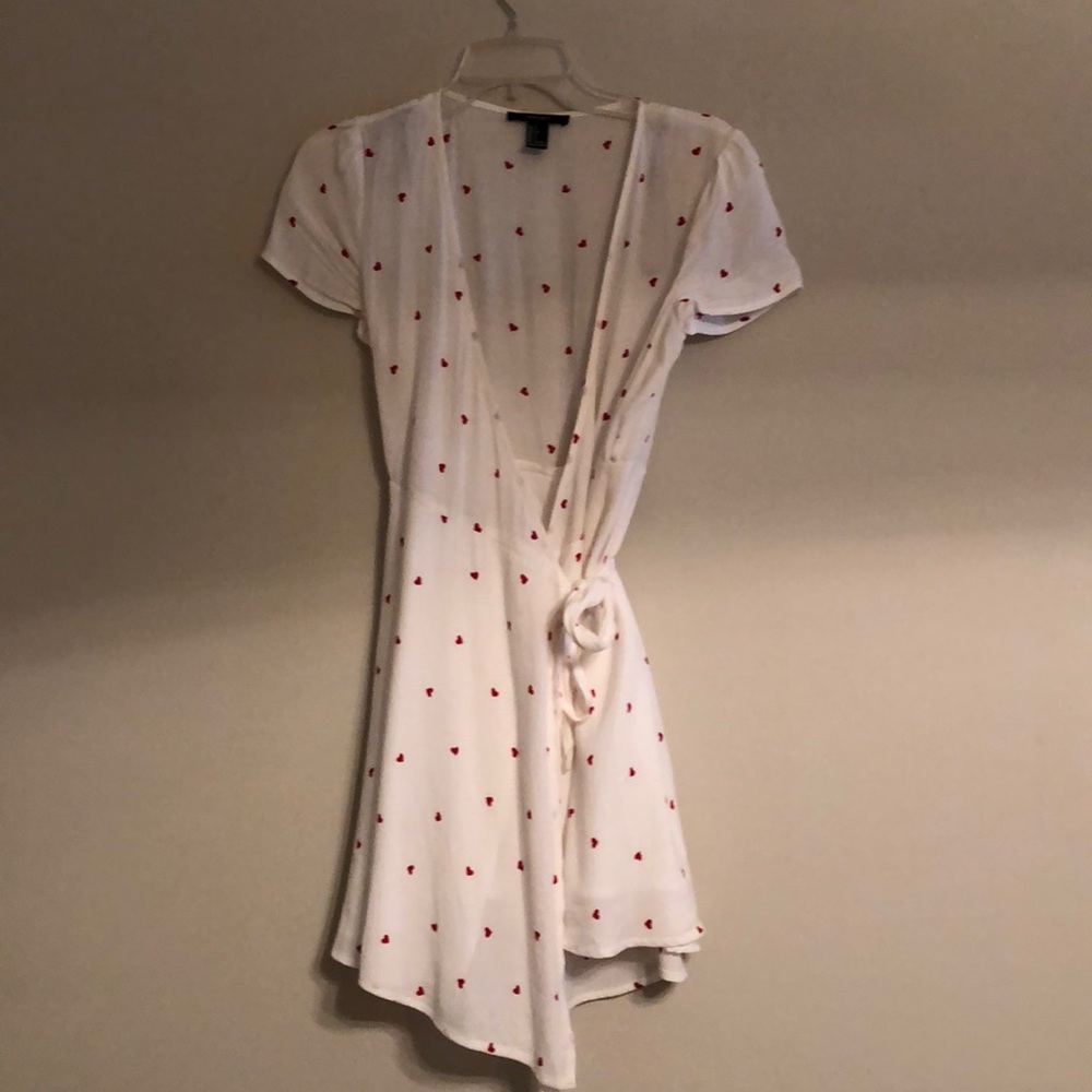 Cute heart wrap dress from forever 21!
